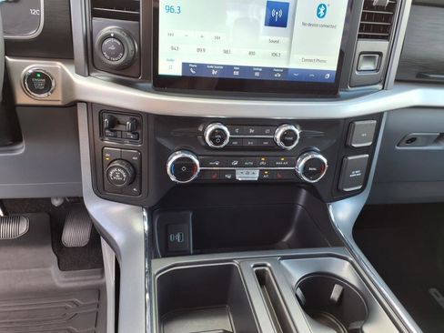 Used 2022 Ford F150 XLT w/ Equipment Group 302A High image 17