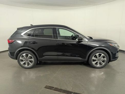 Used 2023 Ford Escape Platinum AWD/4WD image 8