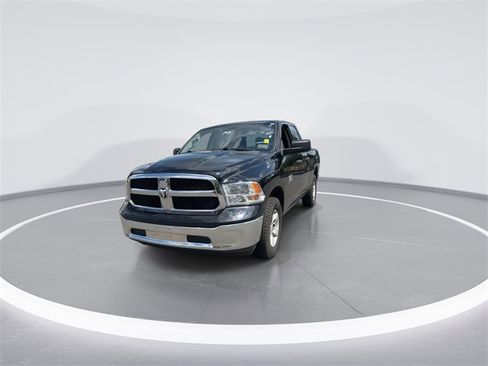 Used 2024 RAM 1500 Classic SLT image 3