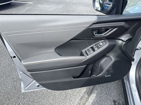 New 2025 Subaru Crosstrek 2.5i Limited w/ Crosstrek Mirror Package image 24
