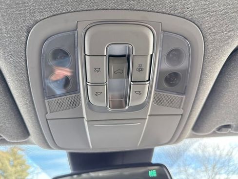 Used 2019 Hyundai Santa Fe AWD image 41