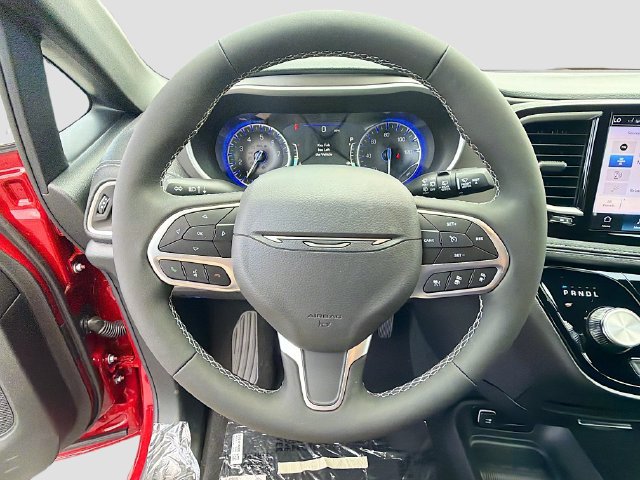 New 2027 Chrysler Pacifica Select FWD image 11