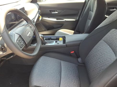 New 2026 Nissan Sentra SV w/ SV Convenience Package FWD image 16