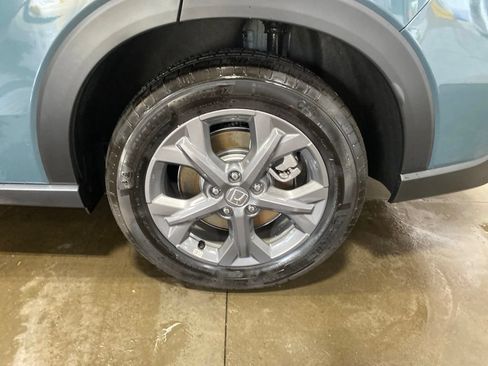 Certified 2027 Honda HR-V LX image 15