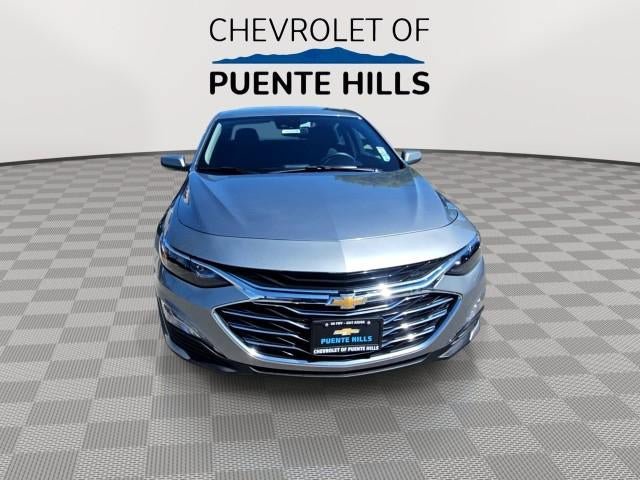 Used 2024 Chevrolet Malibu LT FWD image 2