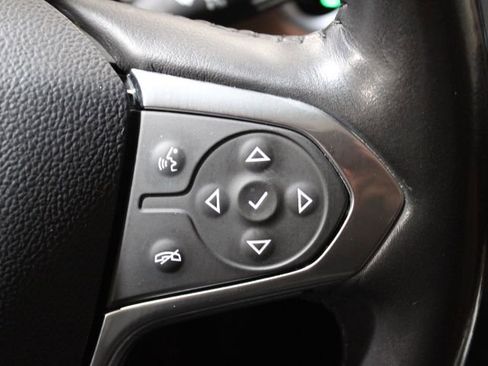 Used 2018 Chevrolet Traverse High Country image 37