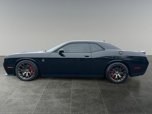 Used 2015 Dodge Challenger SRT Hellcat image 5