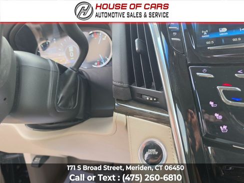 Used 2019 Cadillac Escalade Luxury AWD/4WD image 29