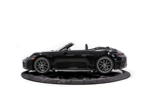 Certified 2025 Porsche 911 Carrera image 2