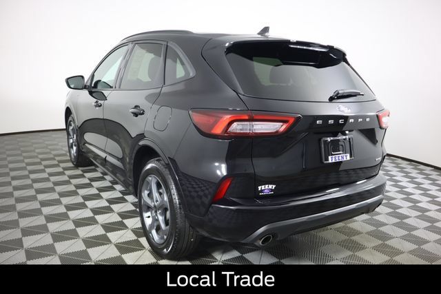 Certified 2024 Ford Escape ST-Line AWD/4WD image 7