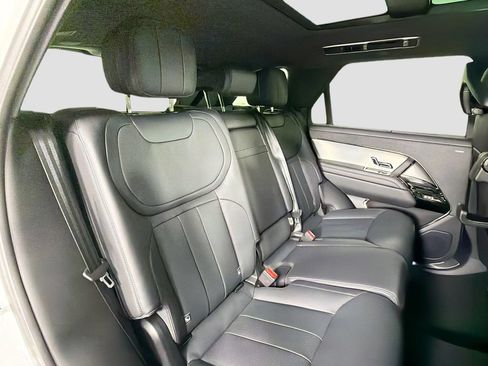 Certified 2025 Land Rover Range Rover Sport SE AWD/4WD image 28