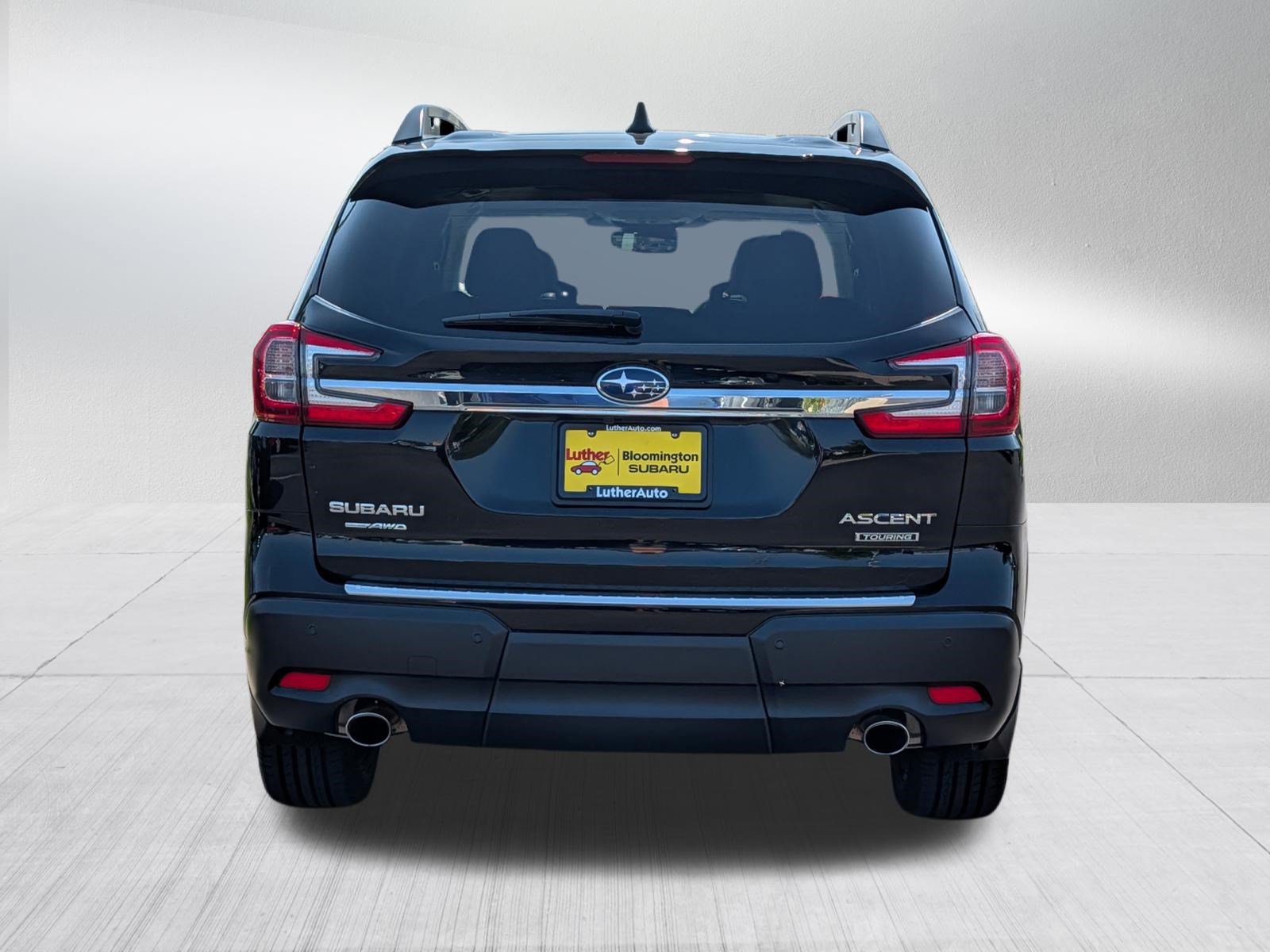 Used 2023 Subaru Ascent Touring AWD/4WD image 6