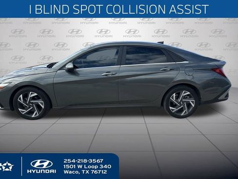 Used 2024 Hyundai Elantra SEL w/ Convenience Package image 11