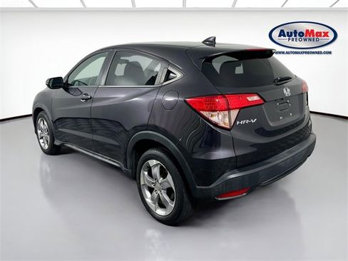 Used 2017 Honda HR-V EX image 6