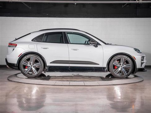 Used 2024 Porsche Macan Turbo Electric image 7
