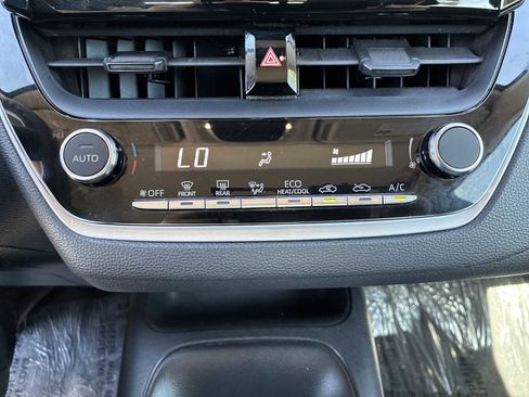 Used 2023 Toyota Corolla LE FWD image 15