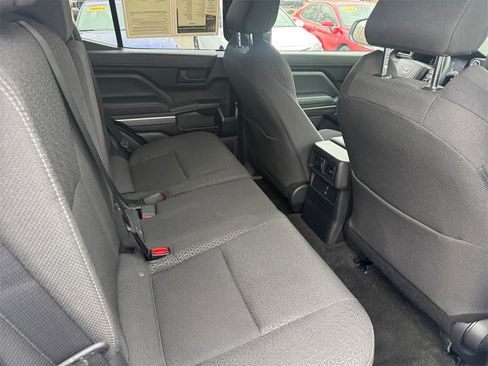 Used 2025 Toyota 4Runner SR5 image 19