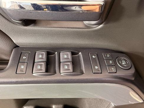 Used 2019 Chevrolet Silverado 2500 LTZ w/ Midnight Edition AWD/4WD image 23