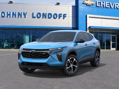 New 2026 Chevrolet Trax RS w/ Sunroof Package FWD image 6