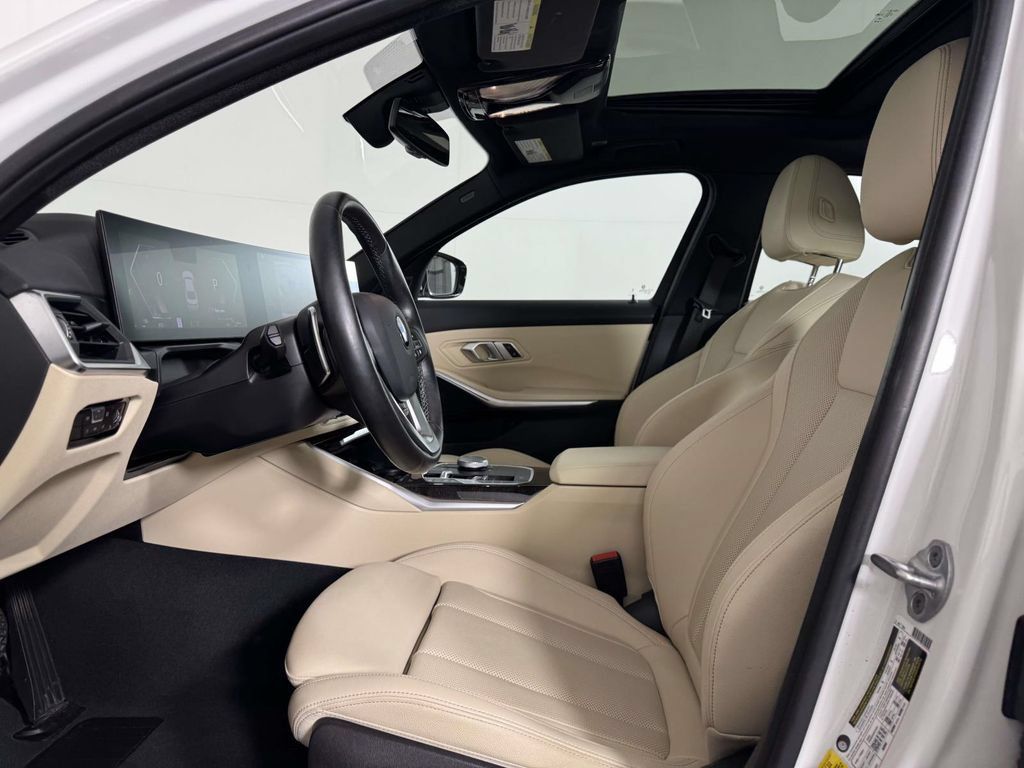 Used 2023 BMW 330i xDrive Sedan w/ Driving Assistance Package AWD/4WD image 4