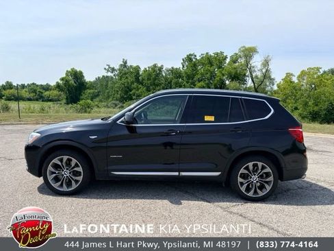 Used 2016 BMW X3 xDrive28i AWD/4WD image 2