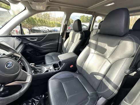 Used 2020 Subaru Forester Touring image 17