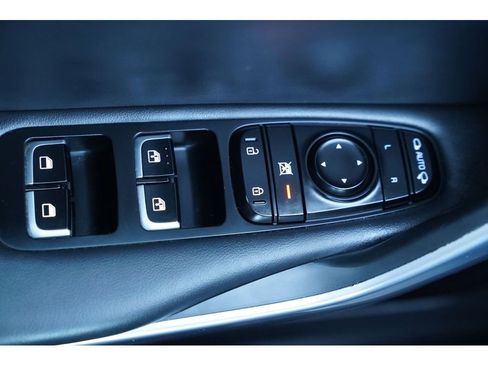 Used 2019 Kia Stinger Premium image 24