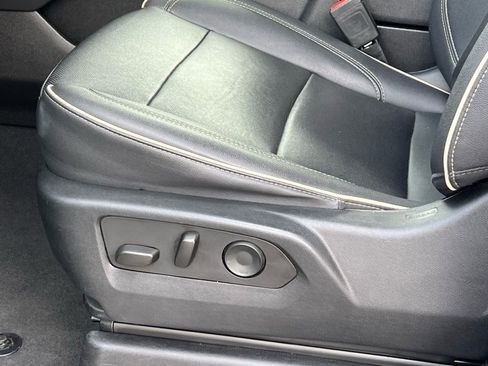 Certified 2023 Chevrolet Suburban Premier image 27