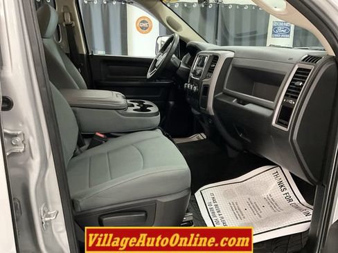 Used 2016 RAM 1500 Express AWD/4WD image 34