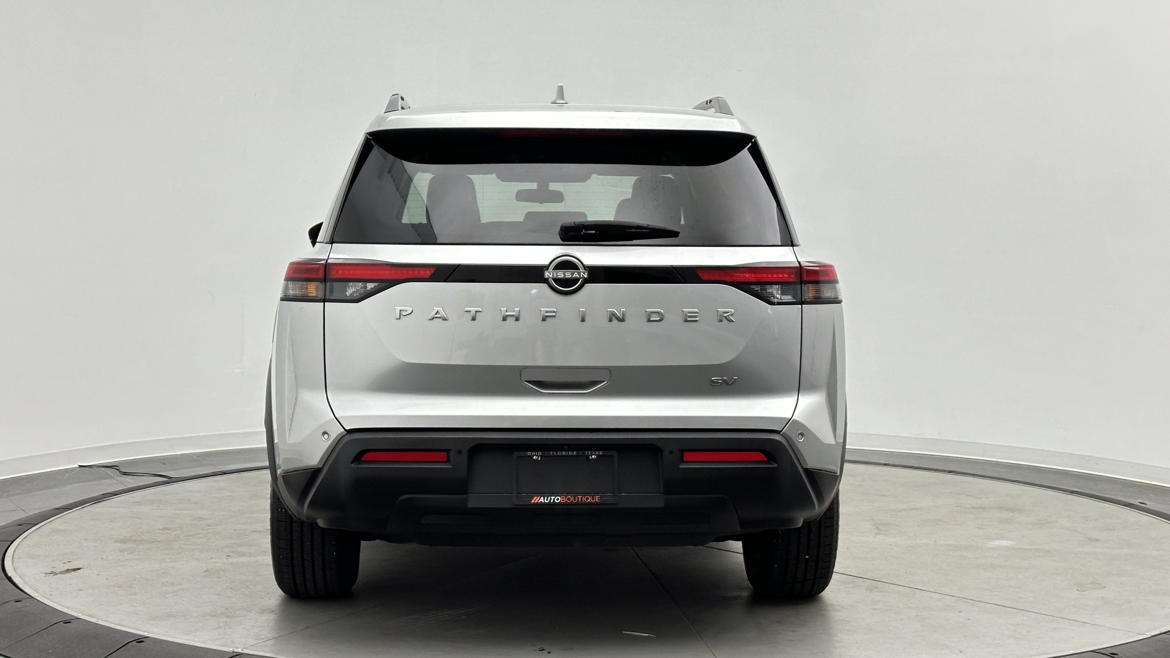 Used 2024 Nissan Pathfinder SV FWD image 6