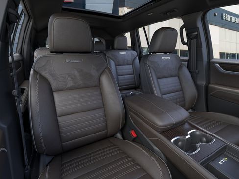 New 2026 GMC Acadia Denali Ultimate AWD/4WD image 16