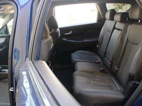 Used 2019 Hyundai Santa Fe SE FWD image 12