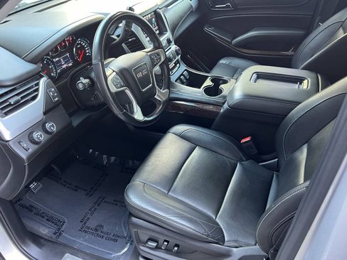Used 2019 GMC Yukon SLT AWD/4WD image 14