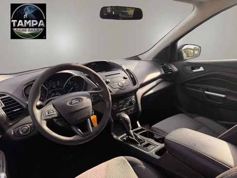 Used 2018 Ford Escape SE FWD image 10