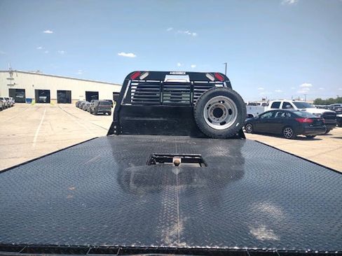 Used 2022 RAM 5500 Tradesman w/ Max Tow Package AWD/4WD image 9