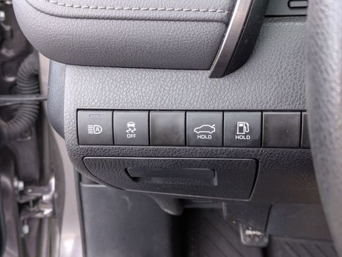 Used 2023 Toyota Camry LE image 15