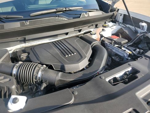 Used 2024 GMC Acadia Elevation image 36