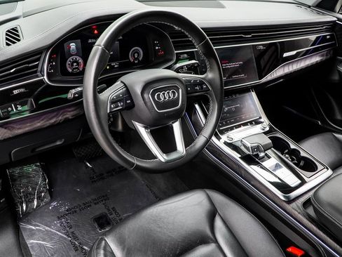 Used 2023 Audi Q8 Prestige image 15