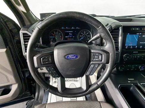 Used 2017 Ford F150 XLT w/ Equipment Group 302A Luxury AWD/4WD image 11