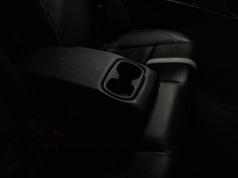 Used 2025 Toyota Camry SE FWD image 12