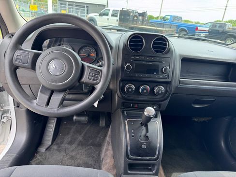 Used 2015 Jeep Patriot Sport w/ Power Value Group FWD image 12