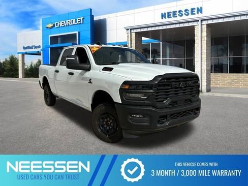 Used 2025 RAM 2500 Tradesman AWD/4WD image 1