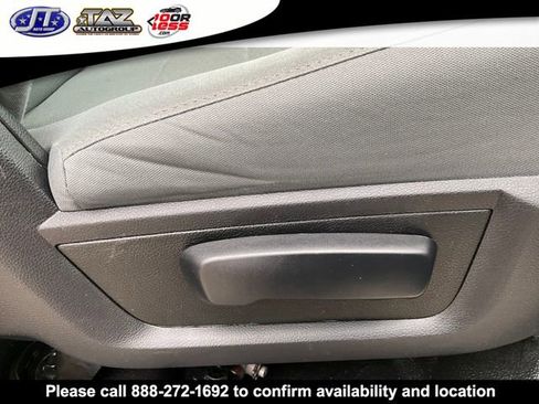 Used 2017 RAM 1500 Tradesman w/ Power & Remote Entry Group image 8