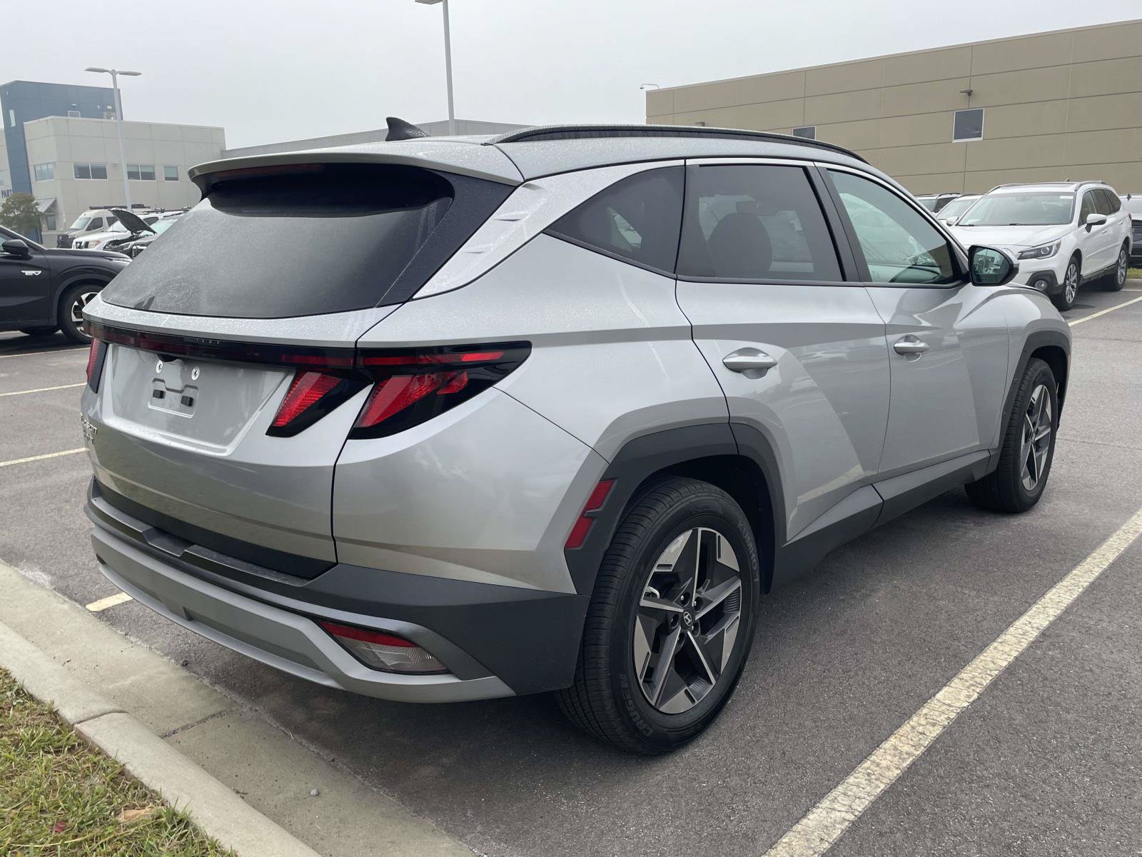 Certified 2025 Hyundai Tucson SEL FWD image 4