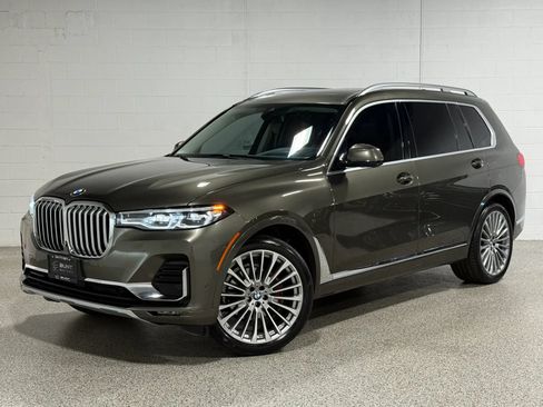 Used 2021 BMW X7 xDrive40i w/ Premium Package AWD/4WD image 2