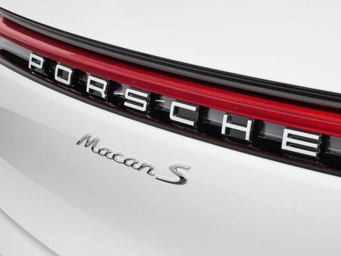 New 2026 Porsche Macan S image 27