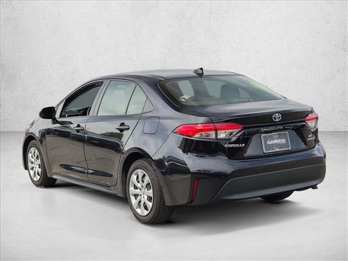 Used 2023 Toyota Corolla LE FWD image 8