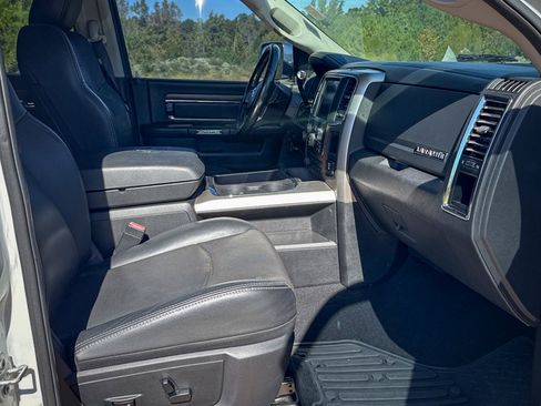 Used 2016 RAM 3500 Laramie image 29