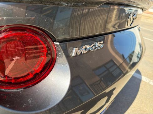 Used 2018 MAZDA MX-5 Miata Grand Touring RWD image 39