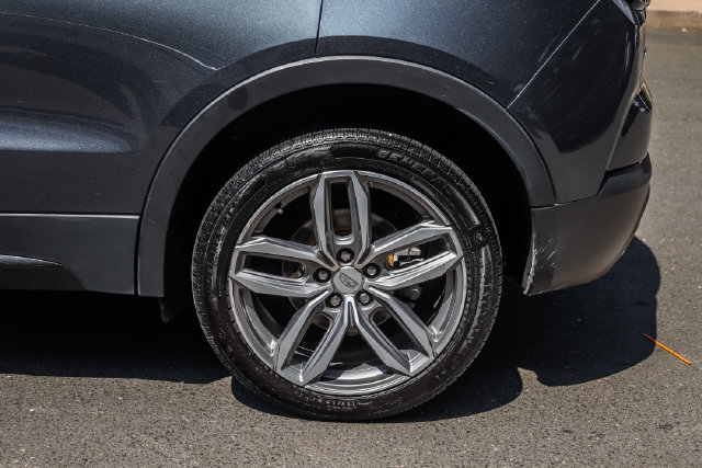 Used 2019 Cadillac XT4 Sport AWD/4WD image 13